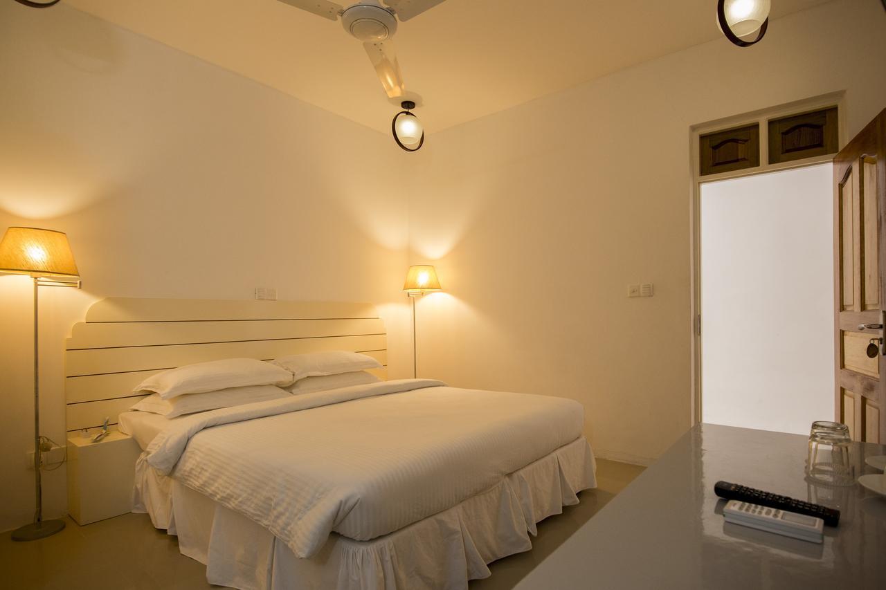 Dhigurah Retreat Beach Екстер'єр фото