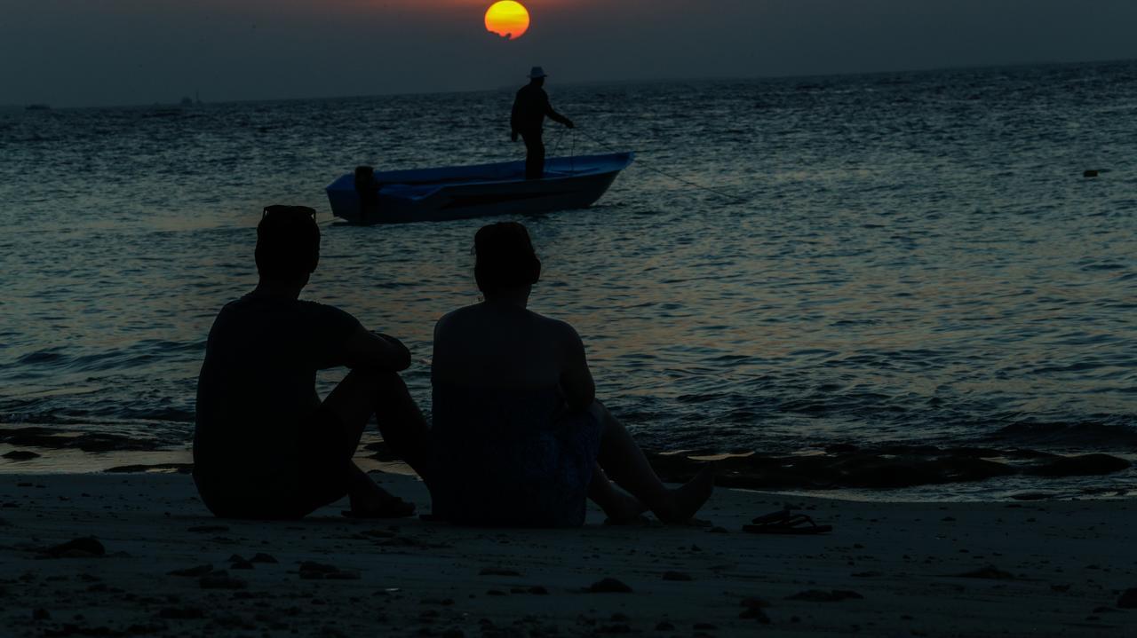 Dhigurah Retreat Beach Екстер'єр фото