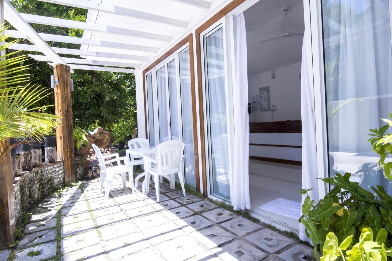 Dhigurah Retreat Beach Екстер'єр фото